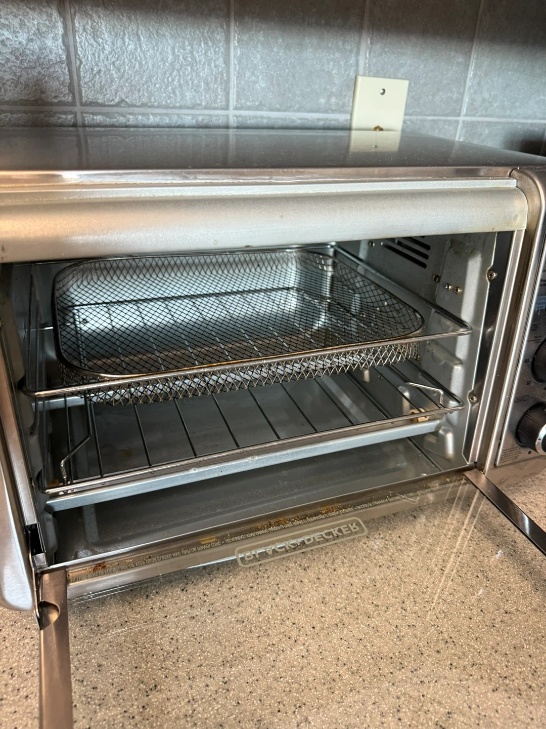 Black+Decker Toaster Oven Air Fryer - photo 2