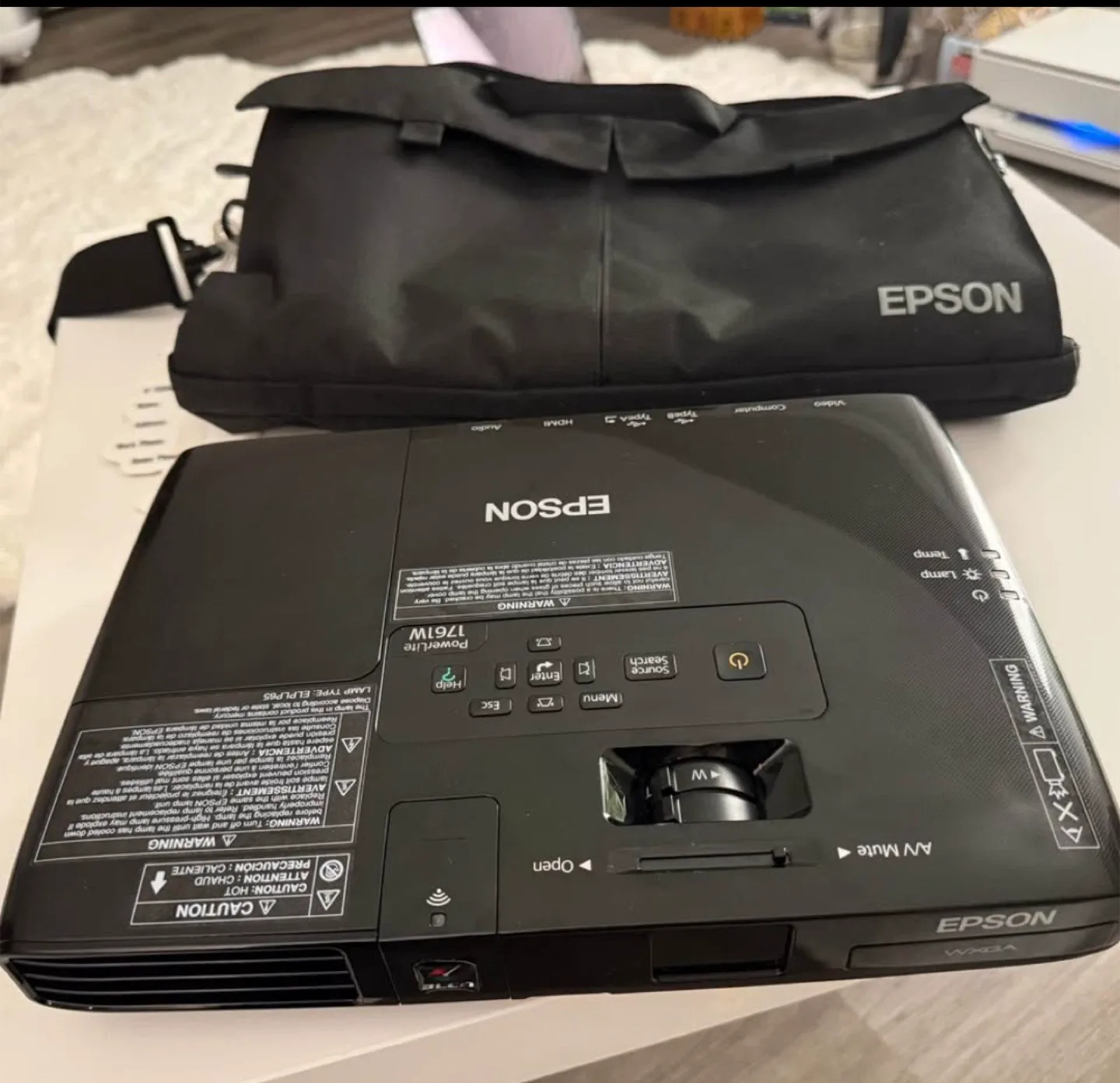 Epson PowerLite 1761W Projector thumbnail