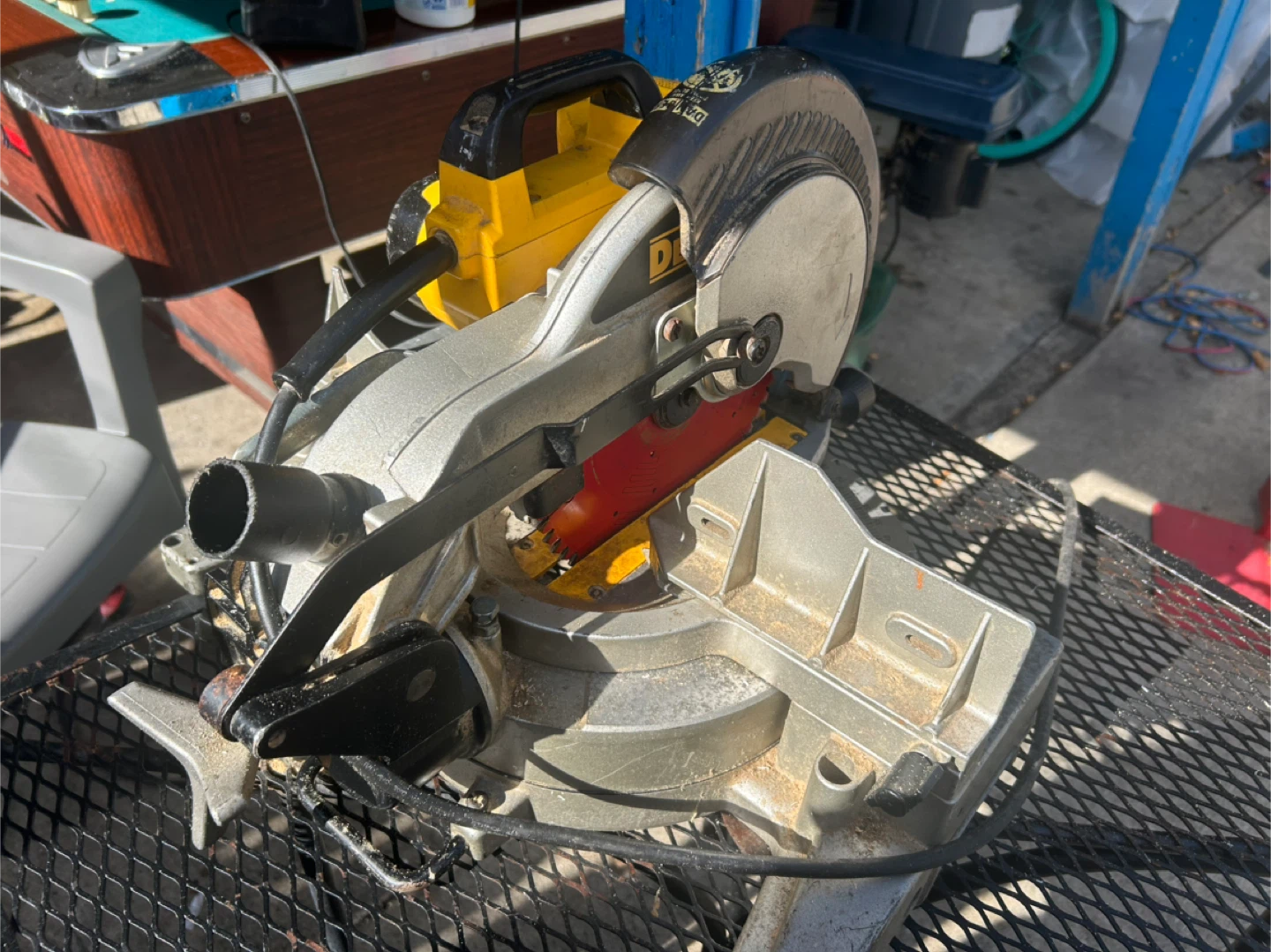 DeWalt Miter Saw - photo 4