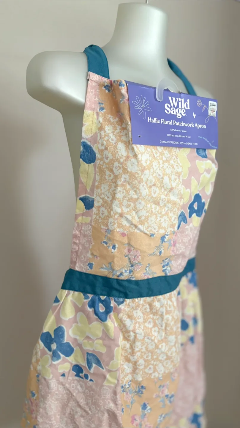 Wild Sage Hallie Floral Patchwork Apron - New image indicator(2)