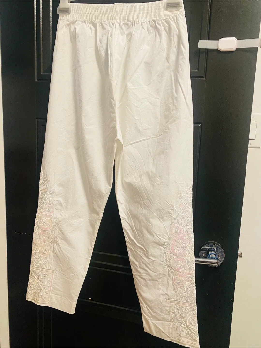 Fashion Nest White Embroidered Pants thumbnail
