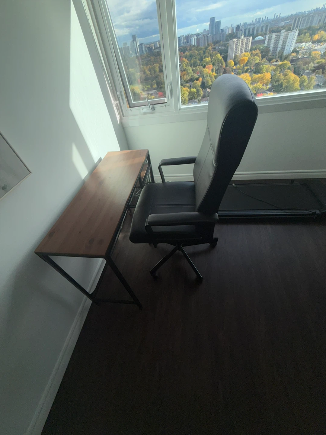 Office Chair and Desk Set - Black