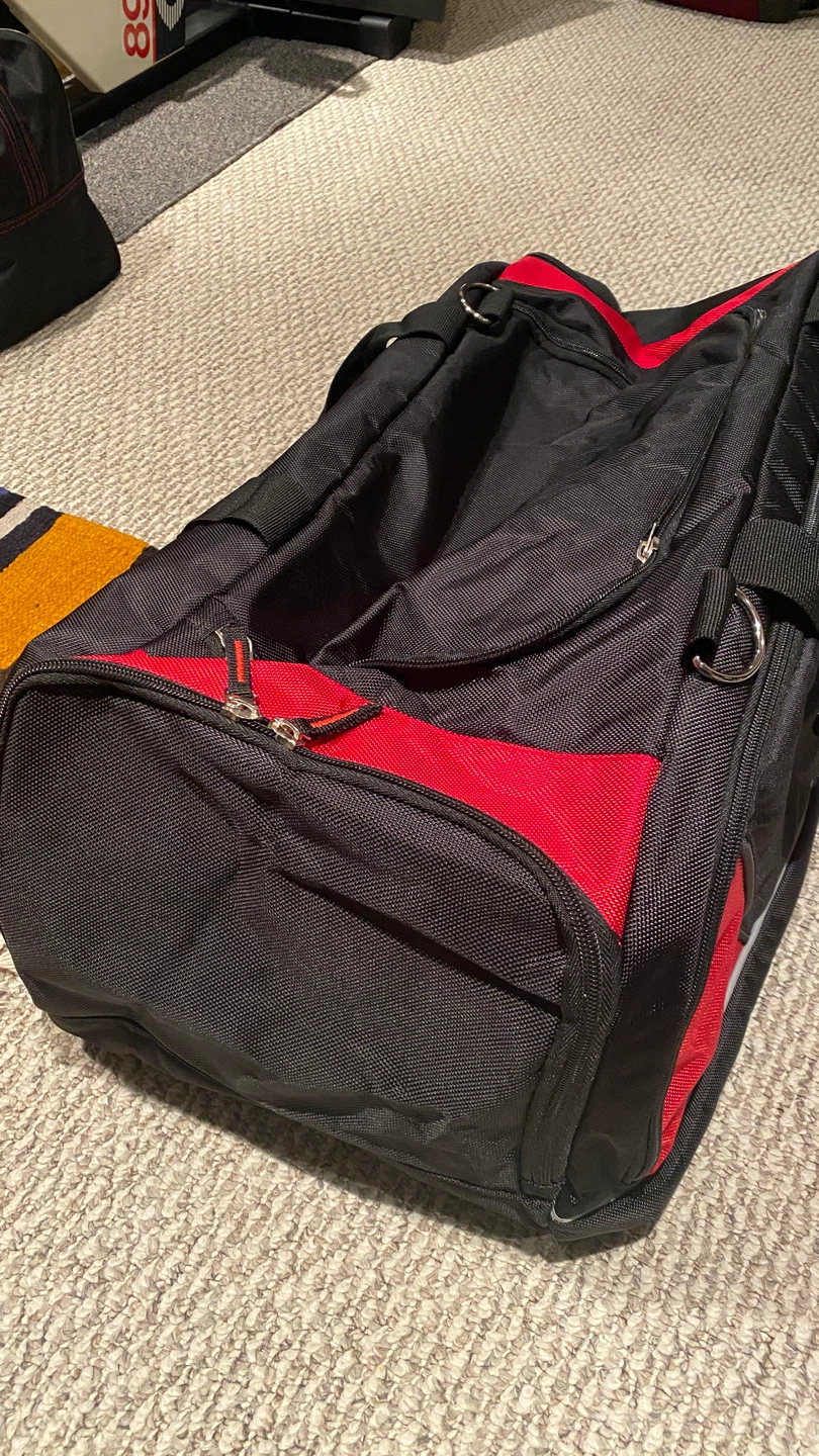 Fly Emirates Duffle Bag NEW