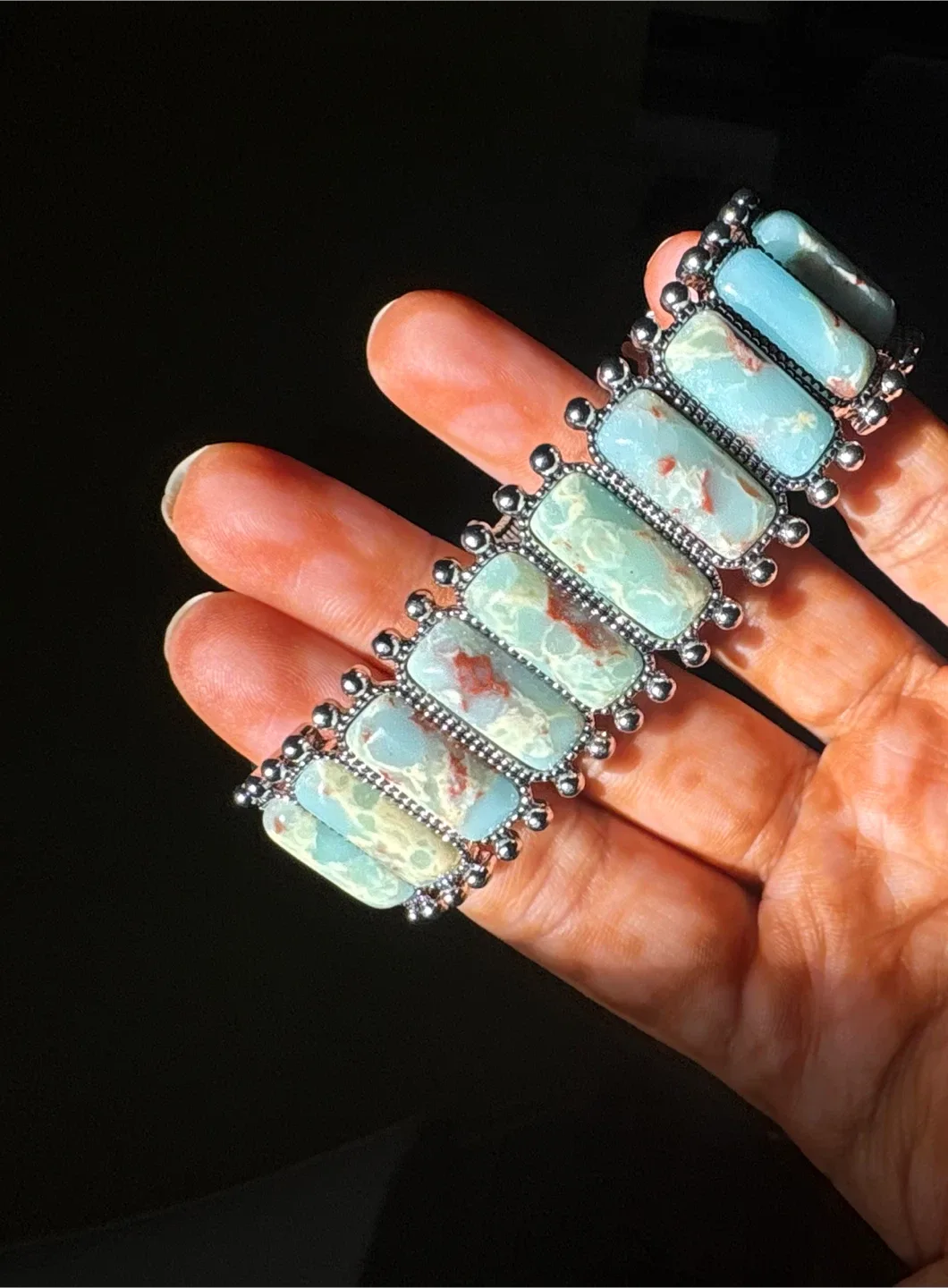 Jade bracelet image indicator(2)