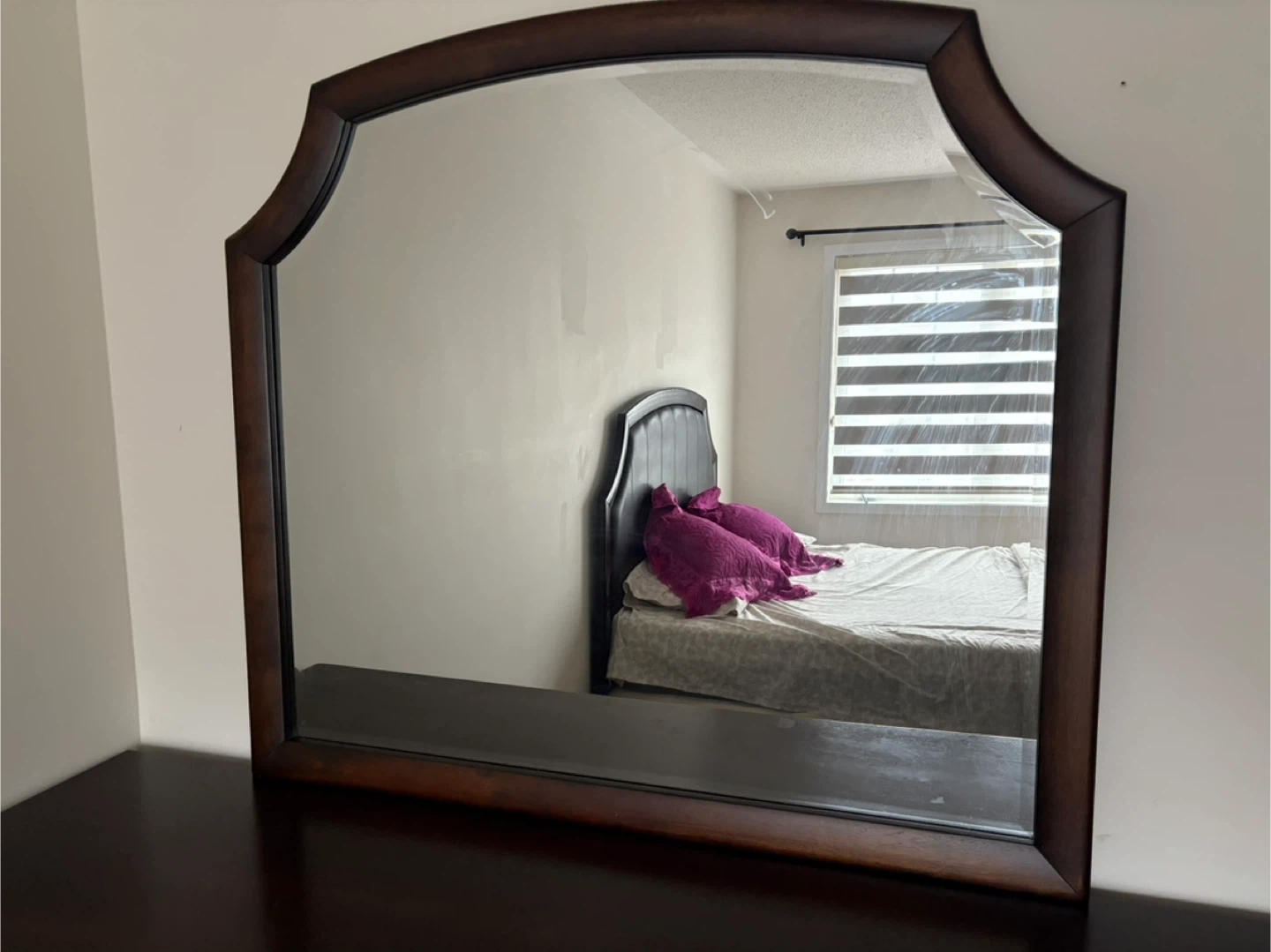 Bedroom Set - Headboard, Dresser, Nightstand, Mirror - photo 2