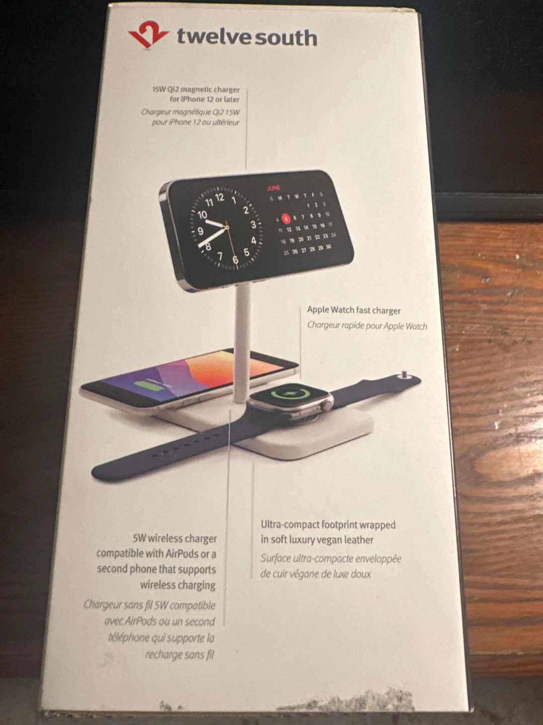Twelve South HiRise 3 Deluxe Qi2 Charging Stand - photo 4