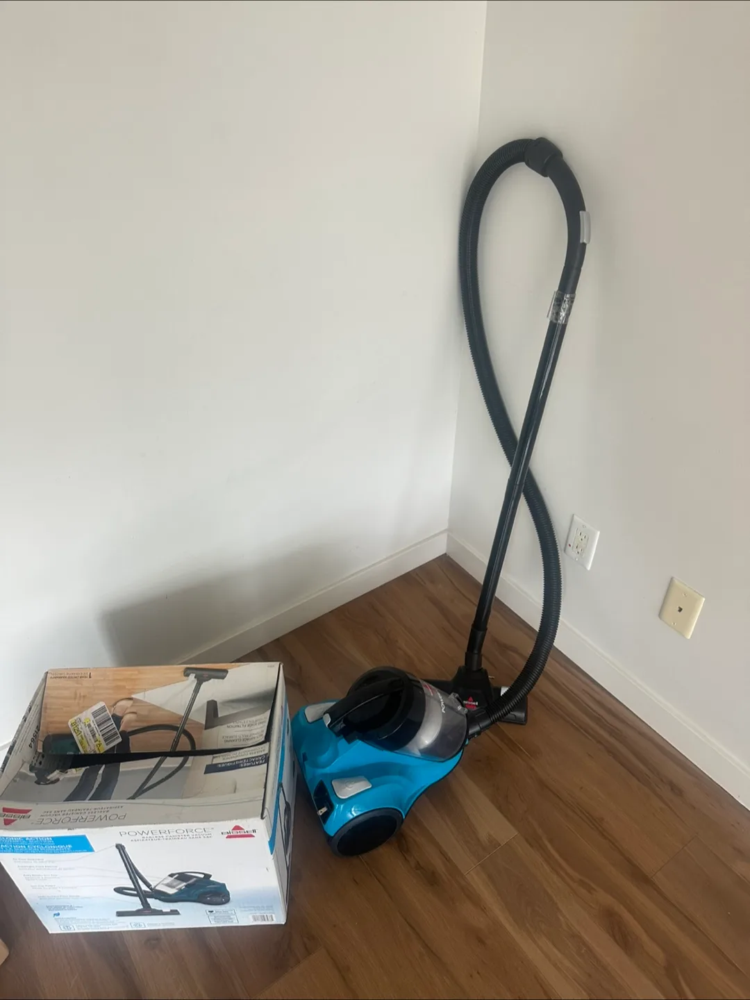 Bissell PowerForce Bagless Canister Vacuum image indicator(3)