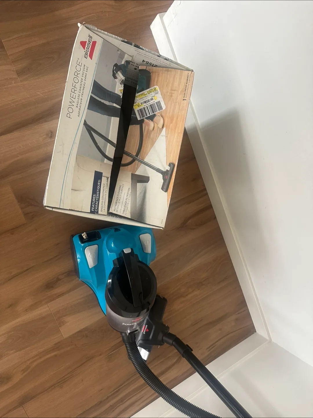 Bissell PowerForce Bagless Canister Vacuum image indicator(2)