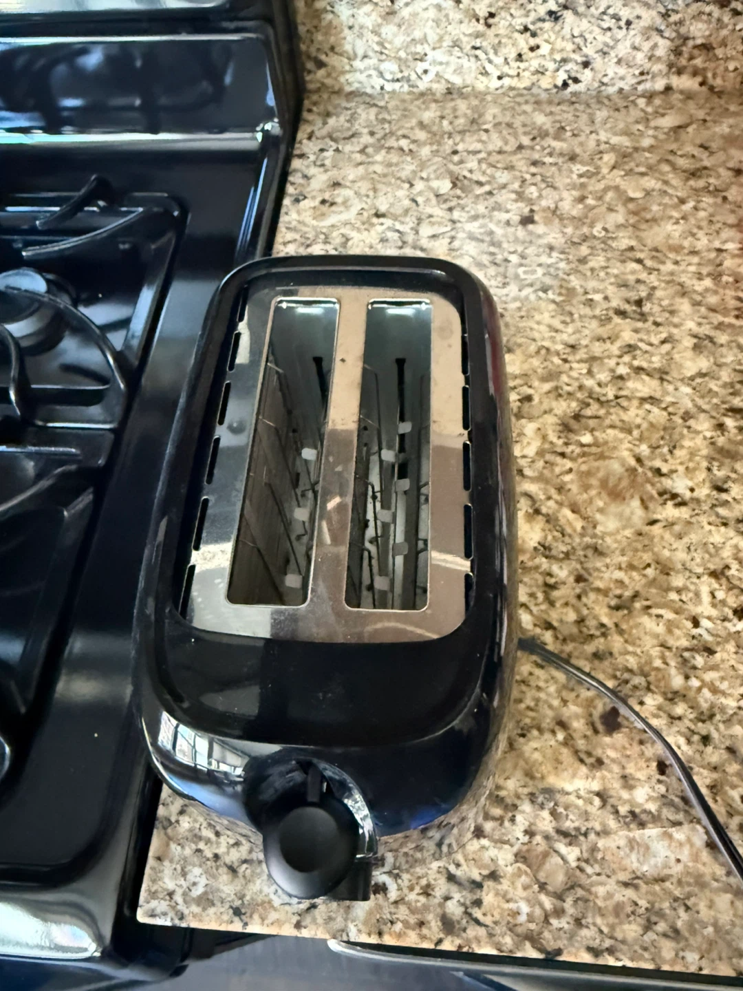 Ovente 2-Slice Toaster - Black - photo 2