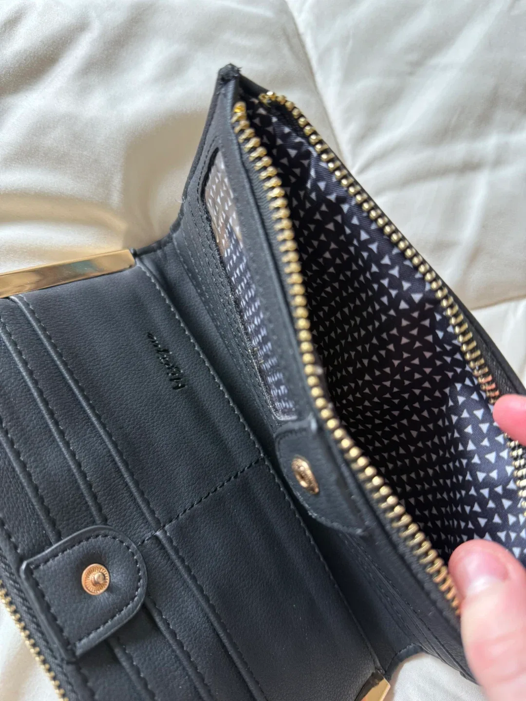 Black Double Zippered Wallet image indicator(6)