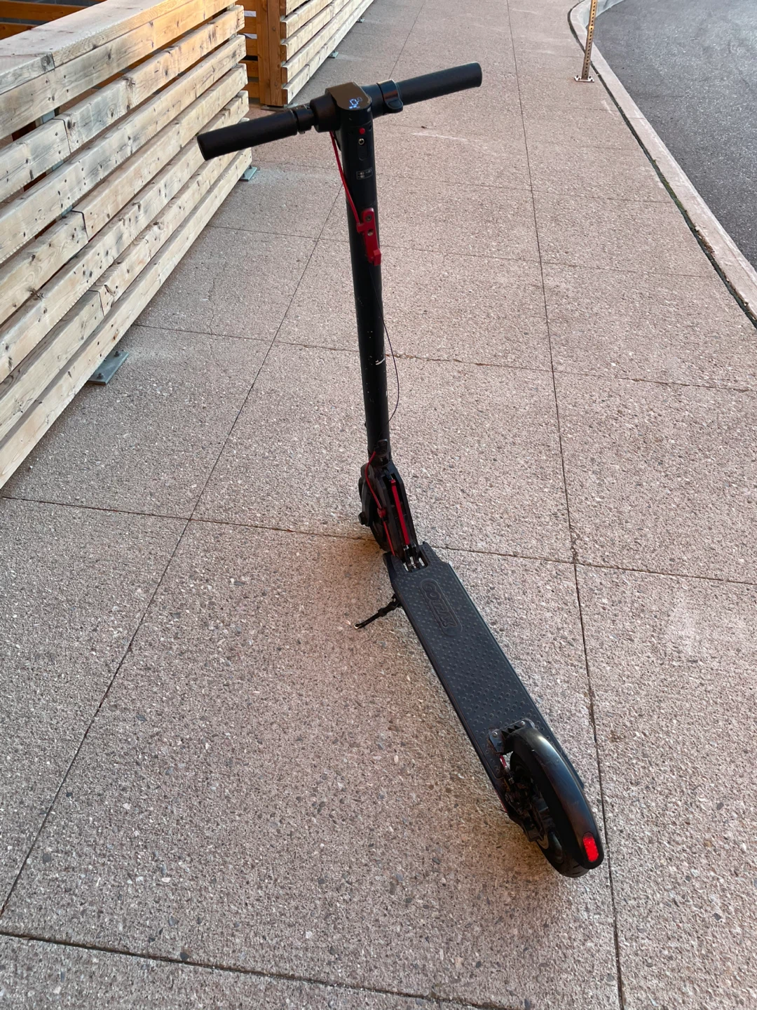 Gotrax Gxl V2 electric scooter - photo 3