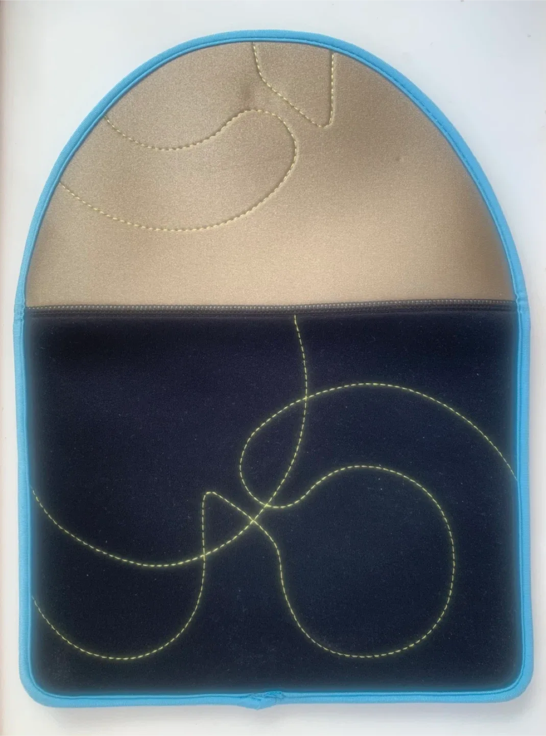 Loopworks Tablet Sleeve NEW 8”x10” image indicator(4)