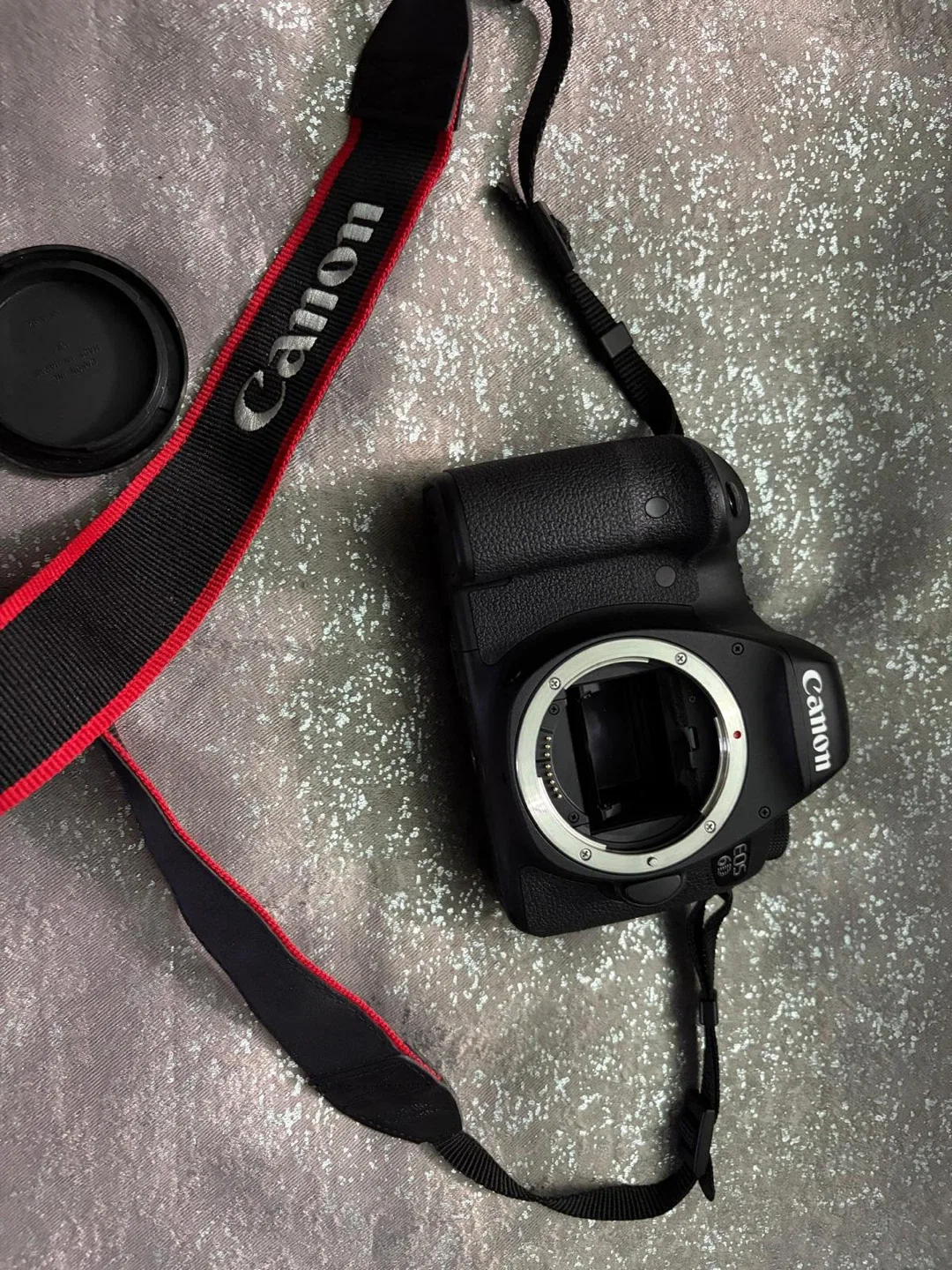 Canon EOS 6D Camera Body thumbnail