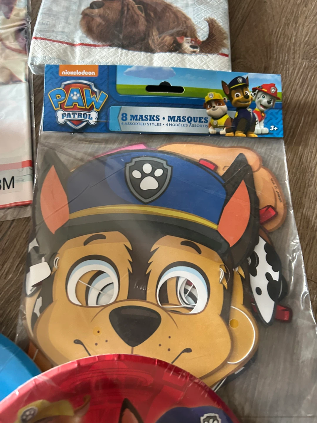 Kids Party Supplies lot - Secret Life of Pets & Paw Patrol - photo 4