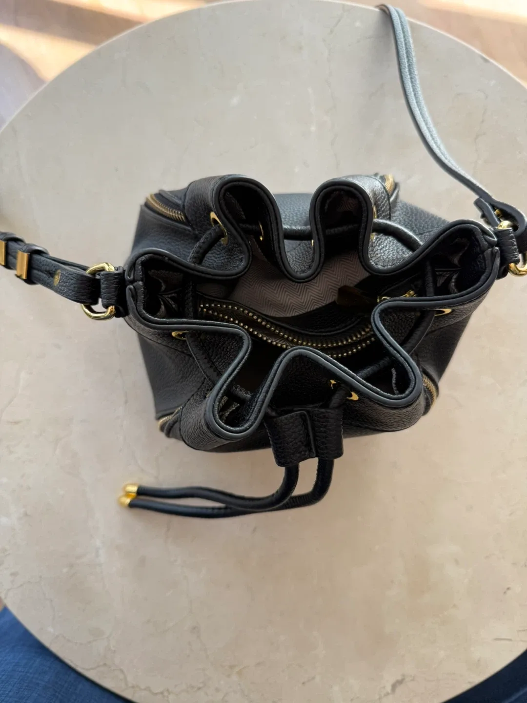 Black Leather Bucket Bag image indicator(4)