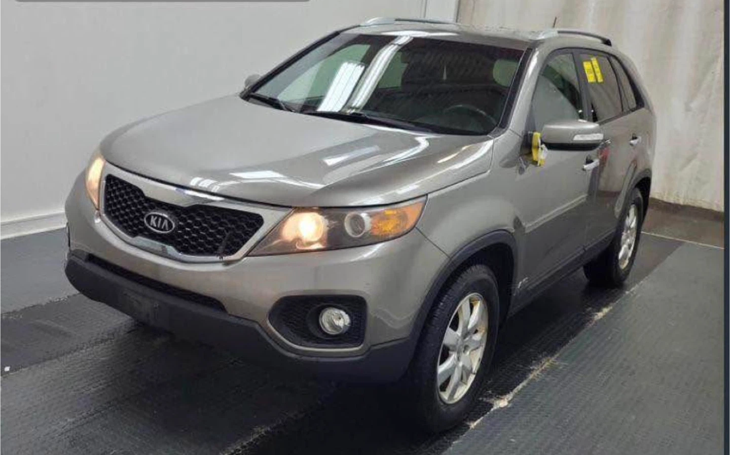 Kia Sorento SUV - 2012
