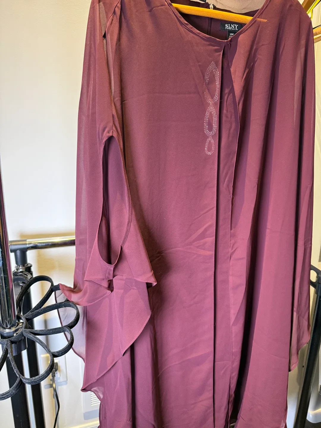 SLNY Dress & Shawl - Size 18W image indicator(2)