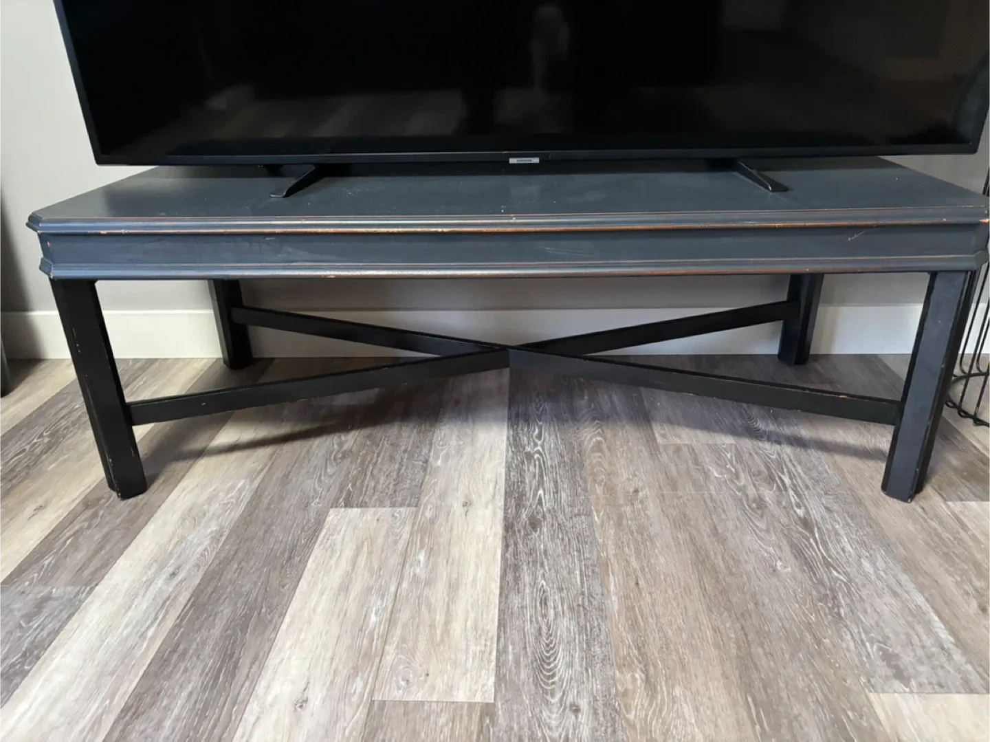 TV Stand / coffee table image indicator(2)