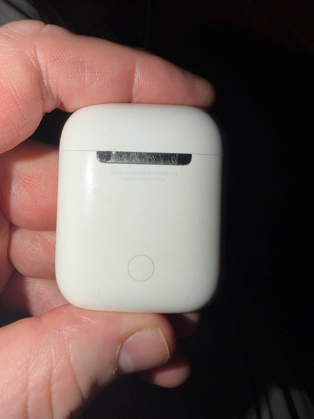 Apple AirPods with Charging Case - photo 2