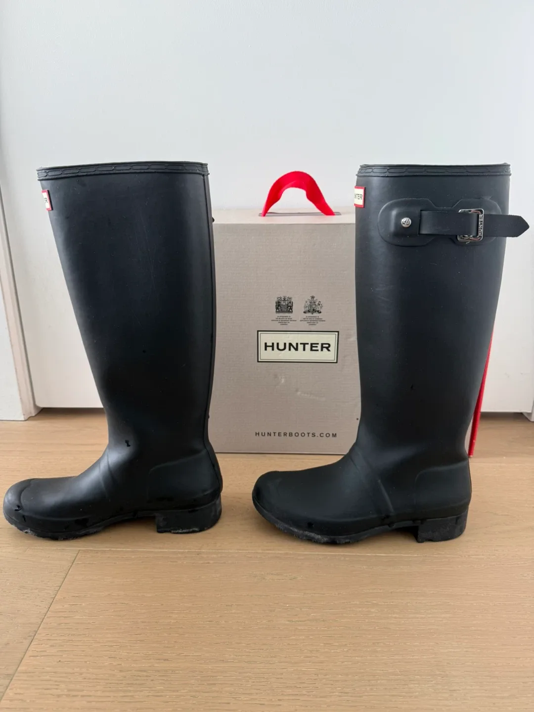 Hunter Black Rain Boots, Size 6 image indicator(2)
