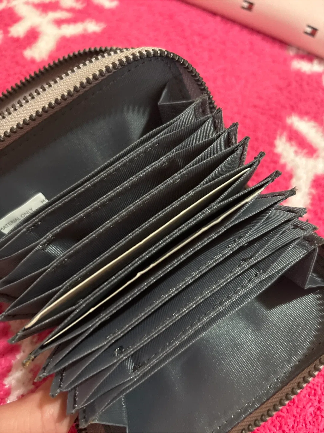 SDC Grey Card Holder Wallet image indicator(2)