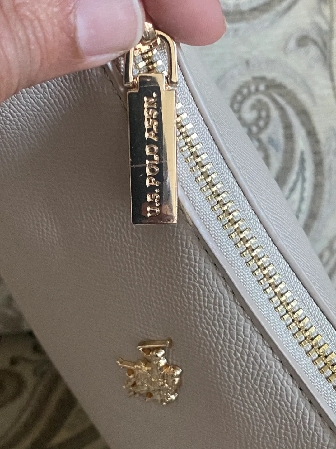 New (Unused) U.S. Polo Assn. Jones Small Hobo Bag - Beige image indicator(6)