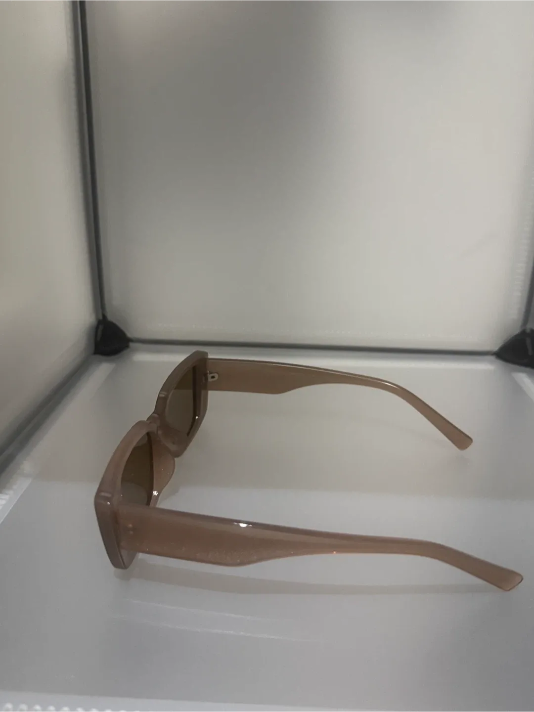 Rectangular Sunglasses image indicator(2)