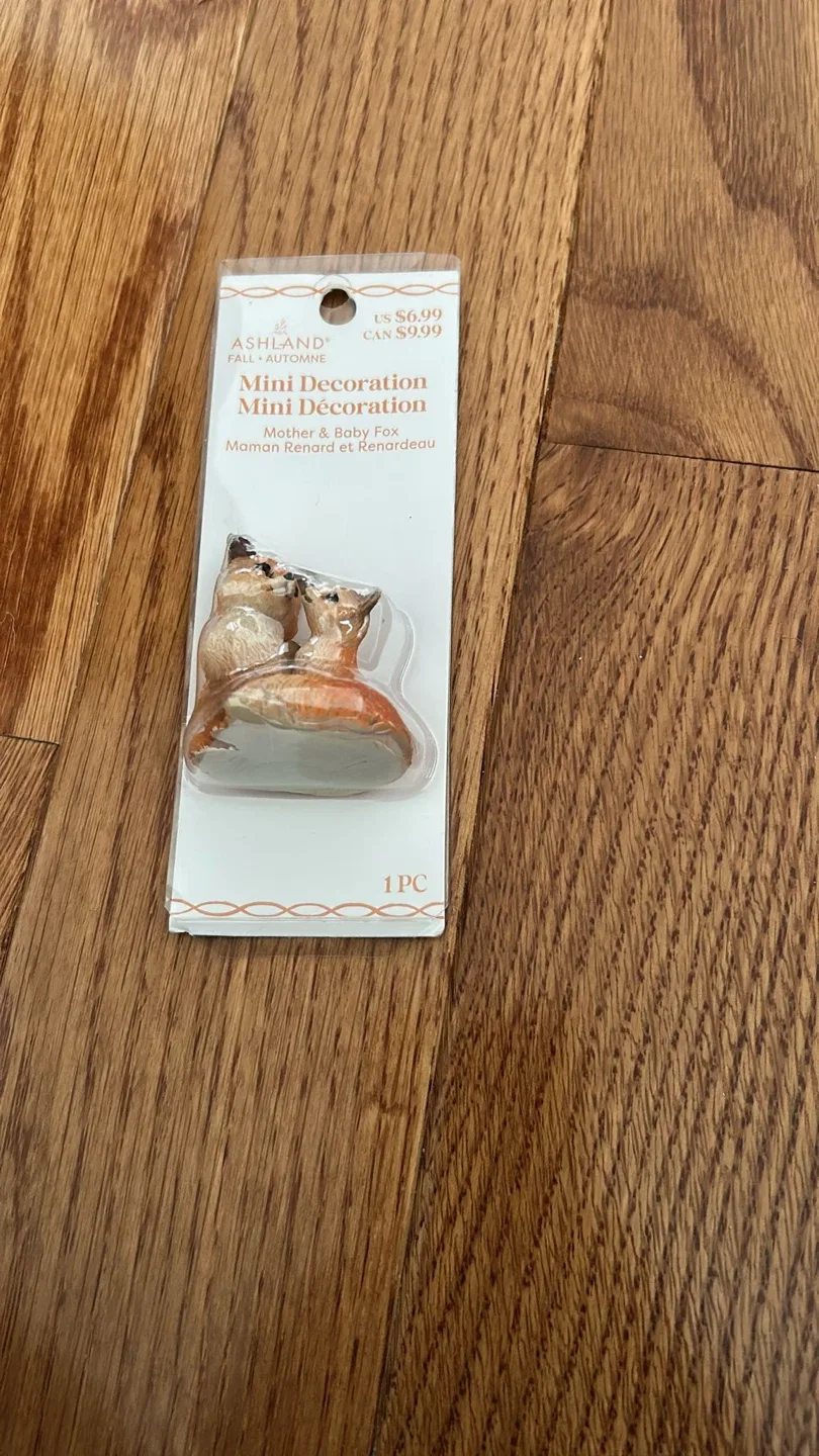 NEW Mini Decoration - Mother & Baby Fox