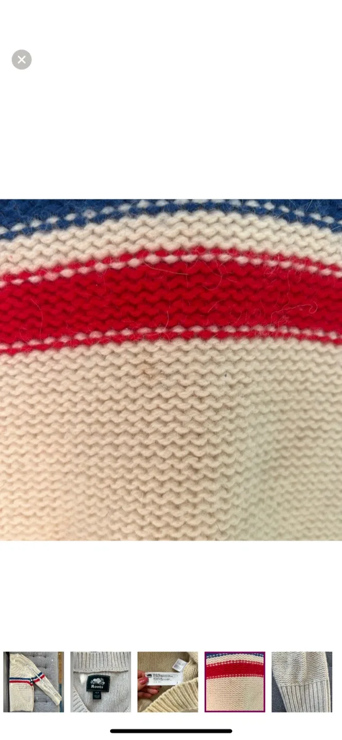 Roots Beige V-Neck Sweater Size S/P image indicator(6)