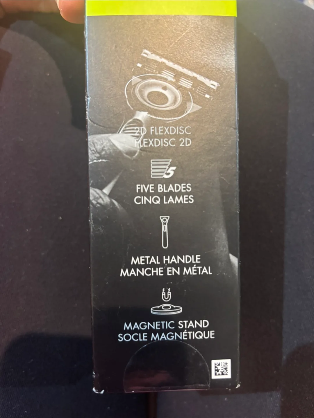 GilletteLabs Exfoliating Bar Razor - New in Box image indicator(2)