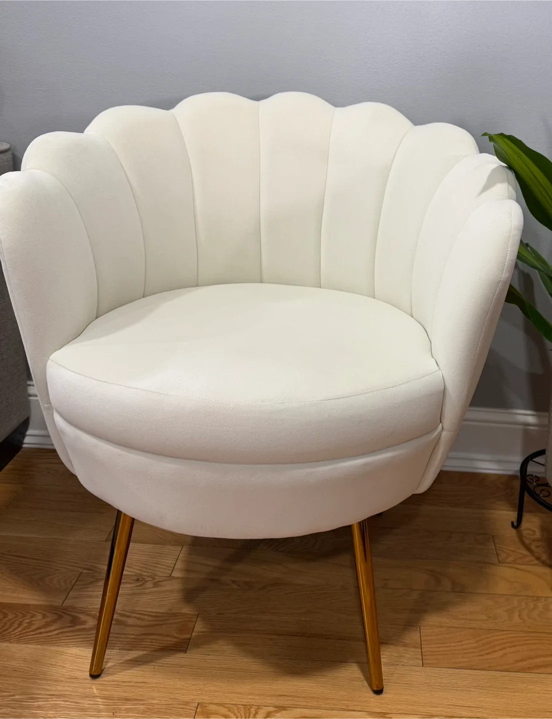 White Velvet Accent Chair with Gold Legs image indicator(8)