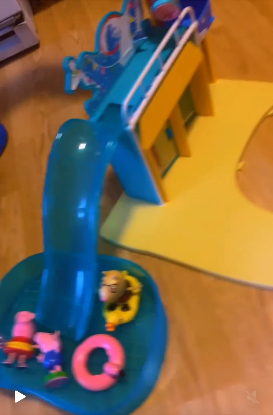 Peppa Pig Water Park Playset - photo 4
