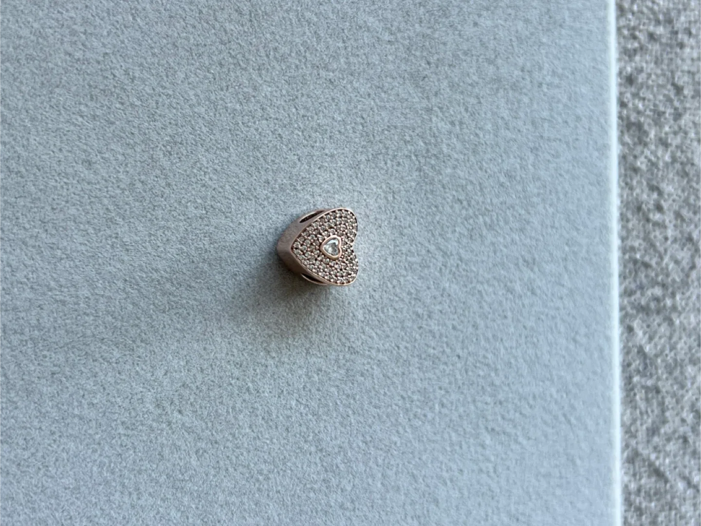 Pandora Rose Gold Heart Charm thumbnail