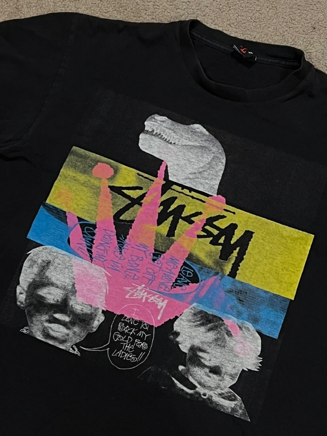 Rare 00’s Stussy Dino Tee