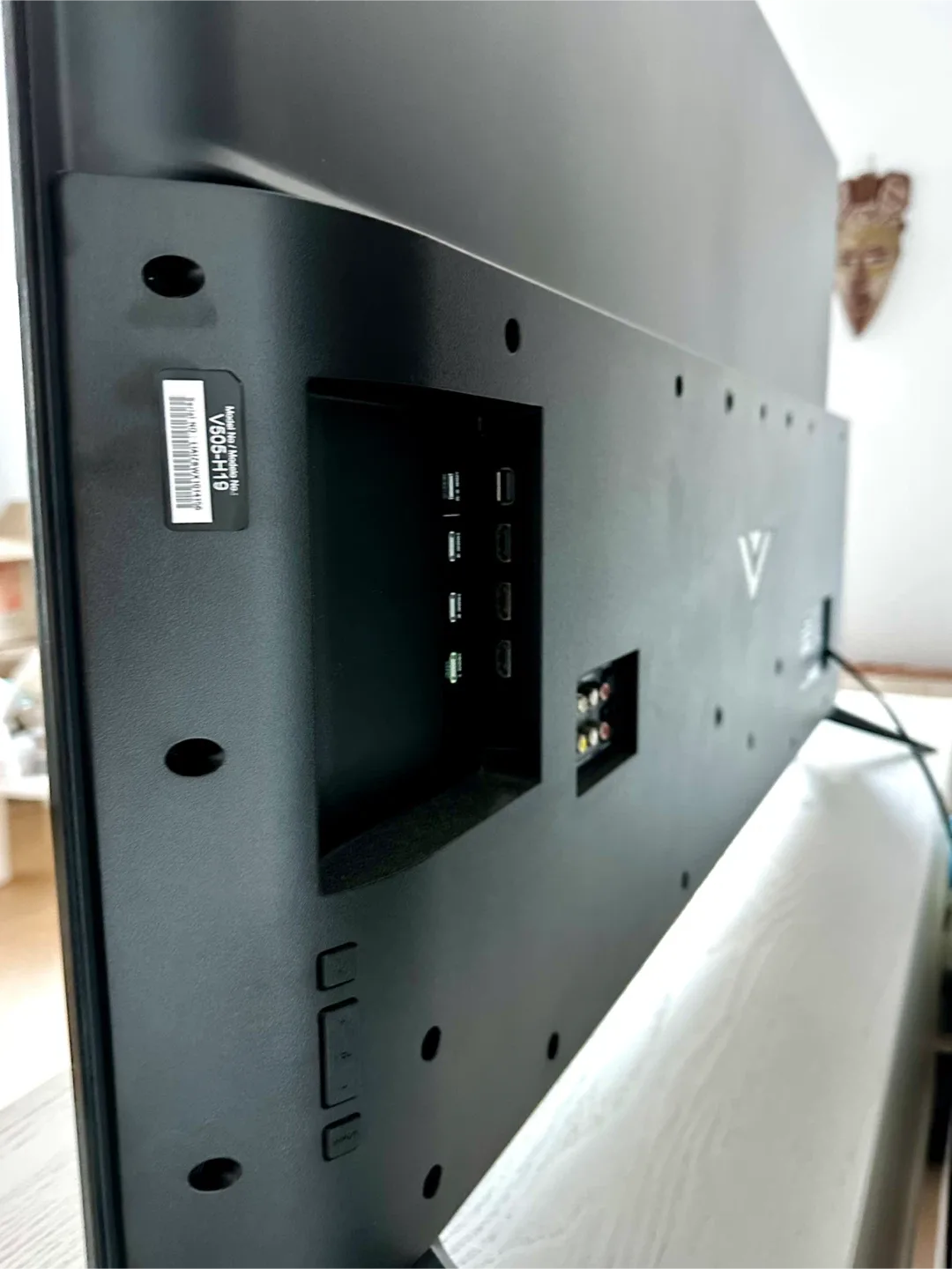 Vizio V505-H19 TV 50” image indicator(3)