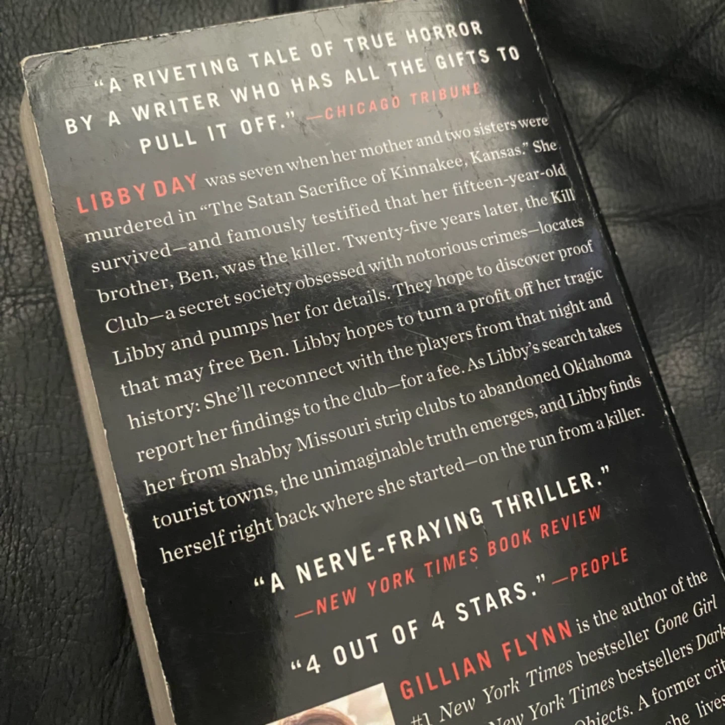 Dark Places by Gillian Flynn - photo 2