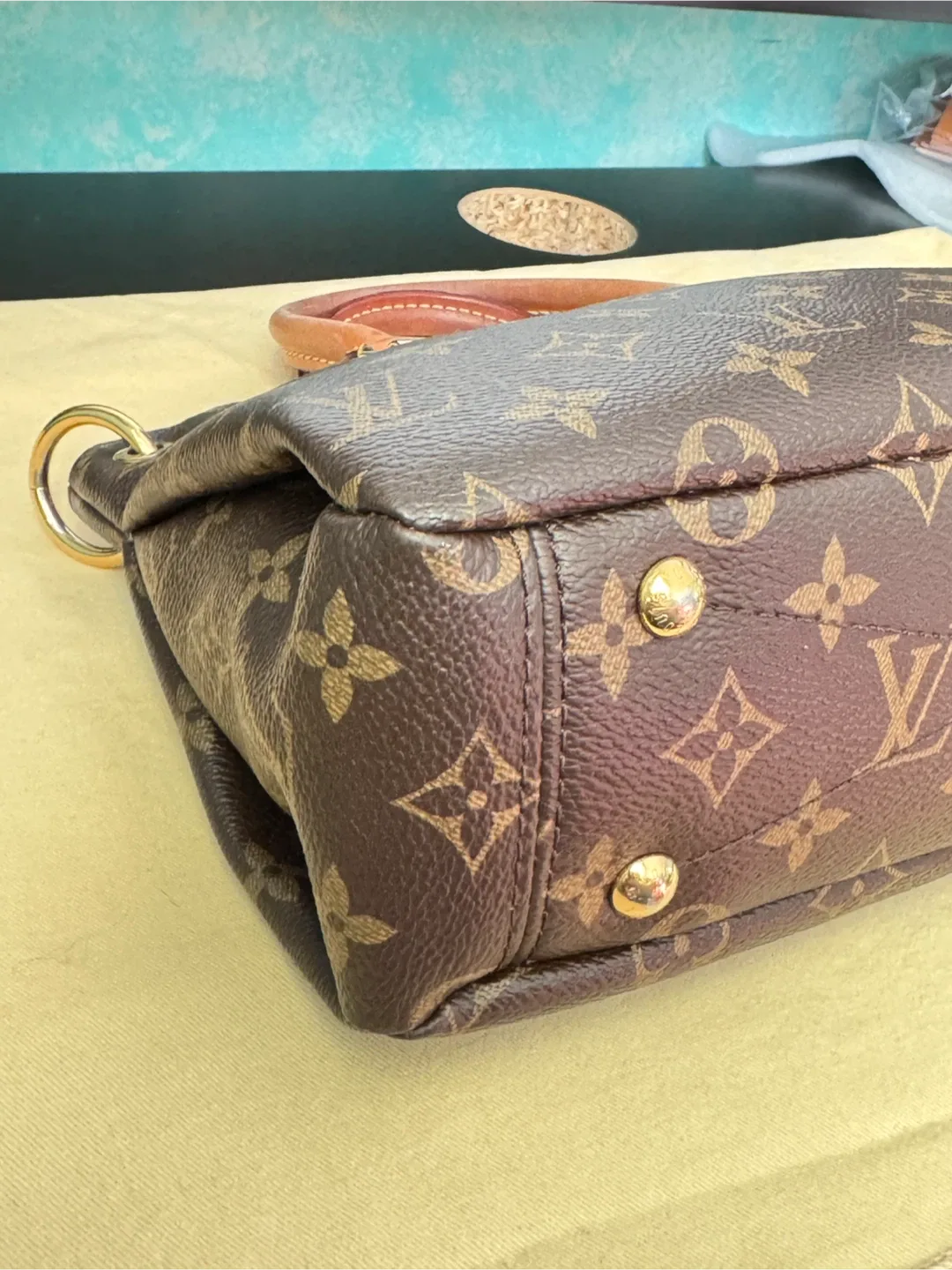 Louis Vuitton Pallas BB Monogram Empreinte image indicator(7)