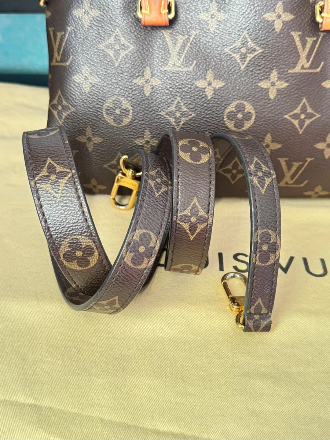 Louis Vuitton Pallas BB Monogram Empreinte image indicator(9)