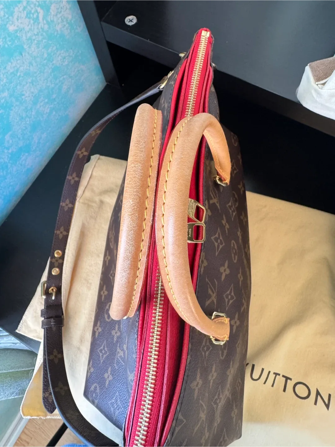 Louis Vuitton Monogram Pallas MM image indicator(5)