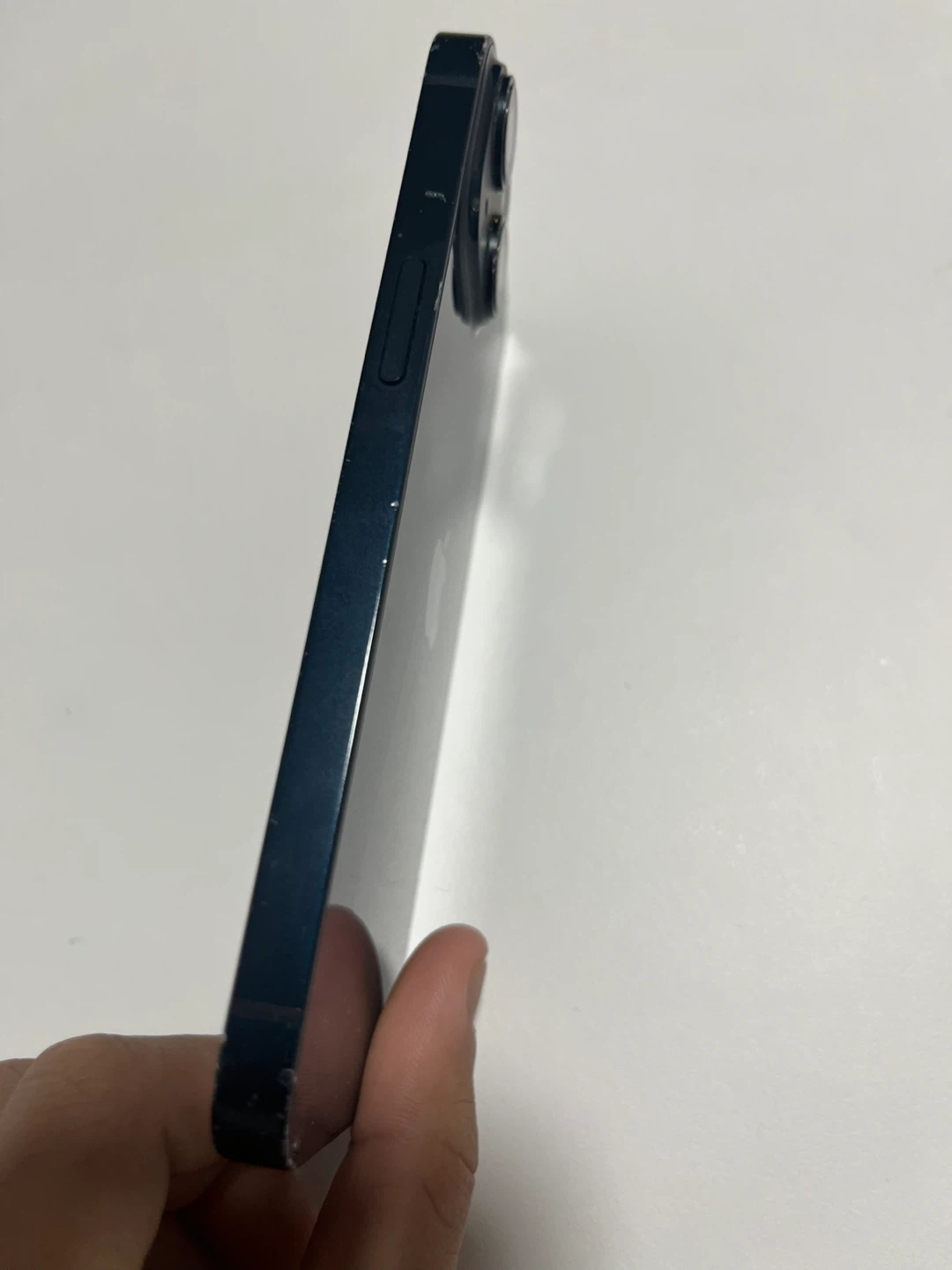 iPhone 14 - photo 4