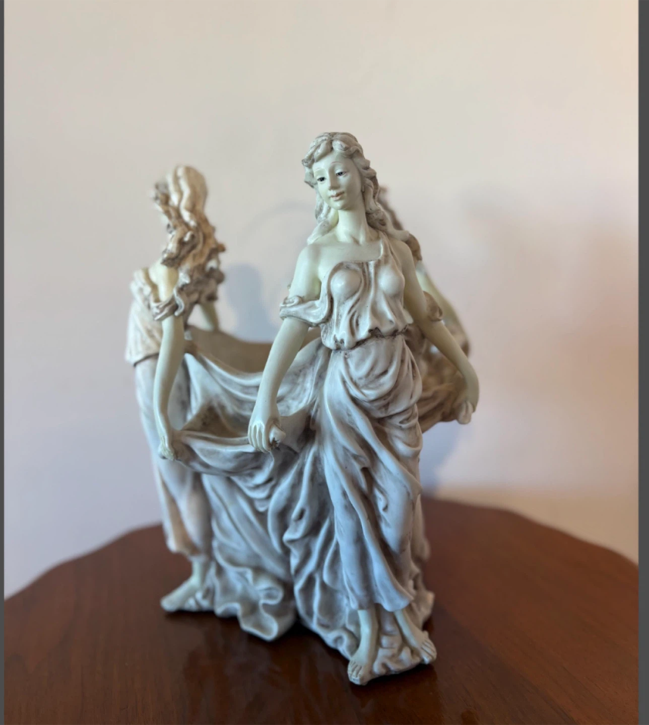 Vintage Dancing Ladies Statue vase - photo 2