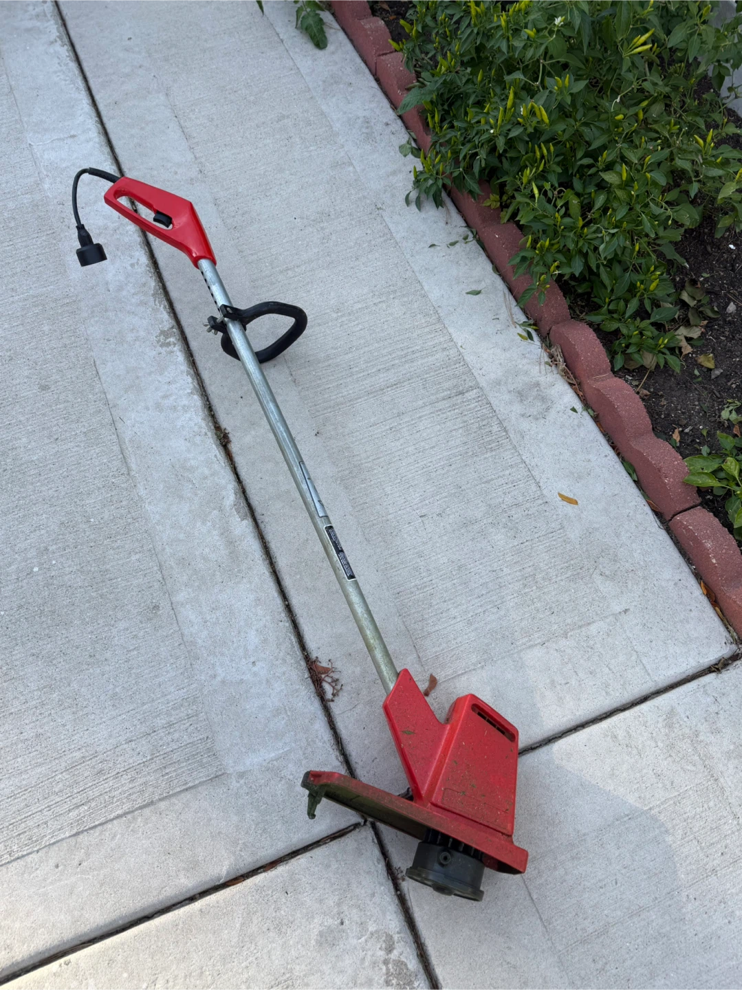 Homelite ST-40 String Trimmer - 14" Cut