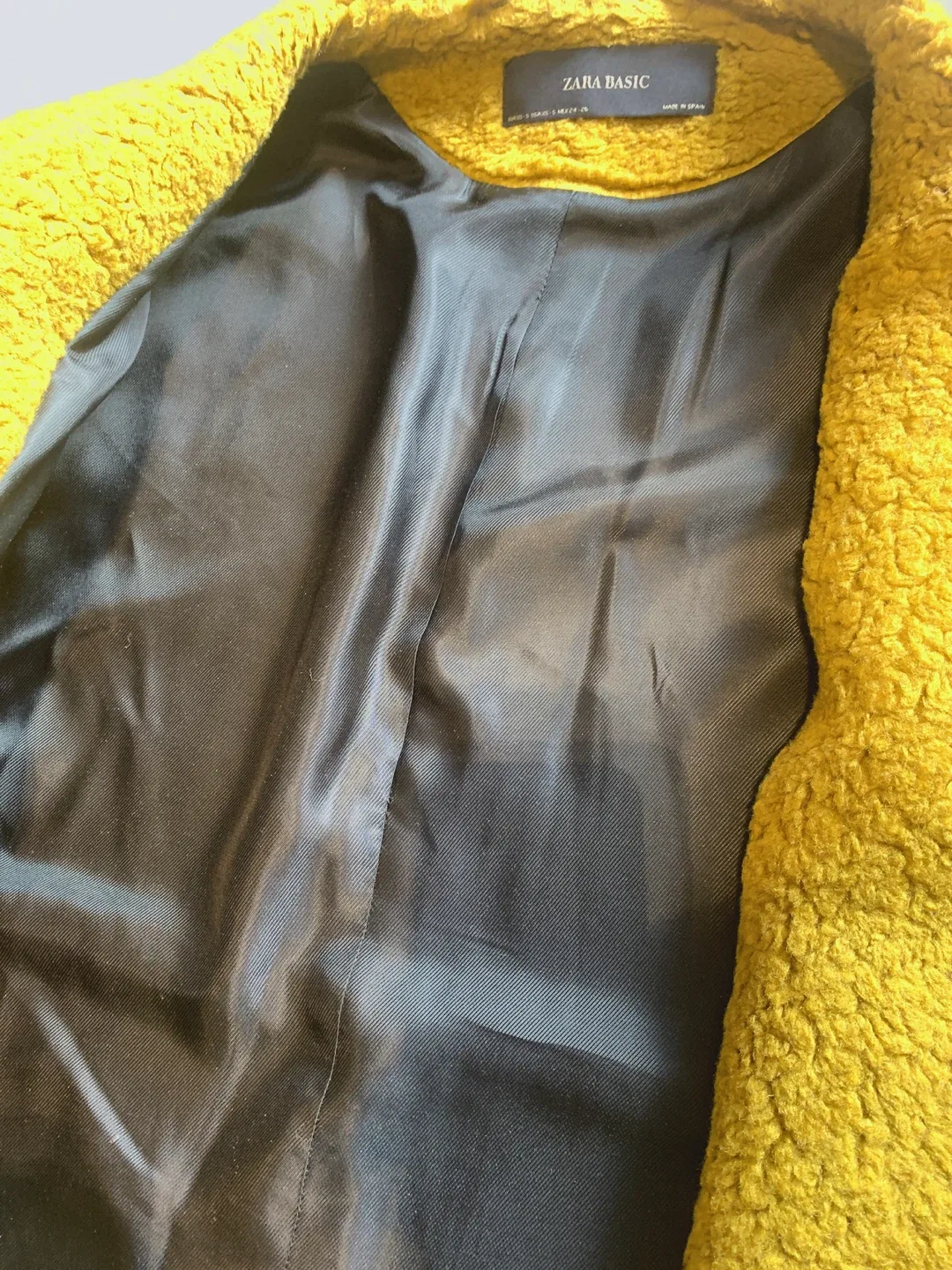 Zara Basic Yellow Teddy Coat - Size S image indicator(7)