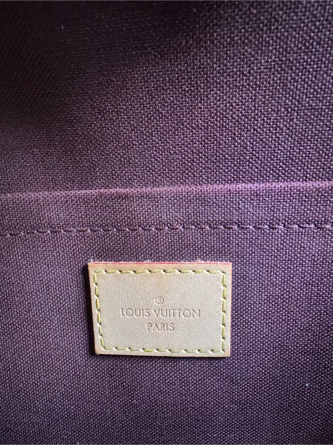 Louis Vuitton Monogram Favorite mm image indicator(4)