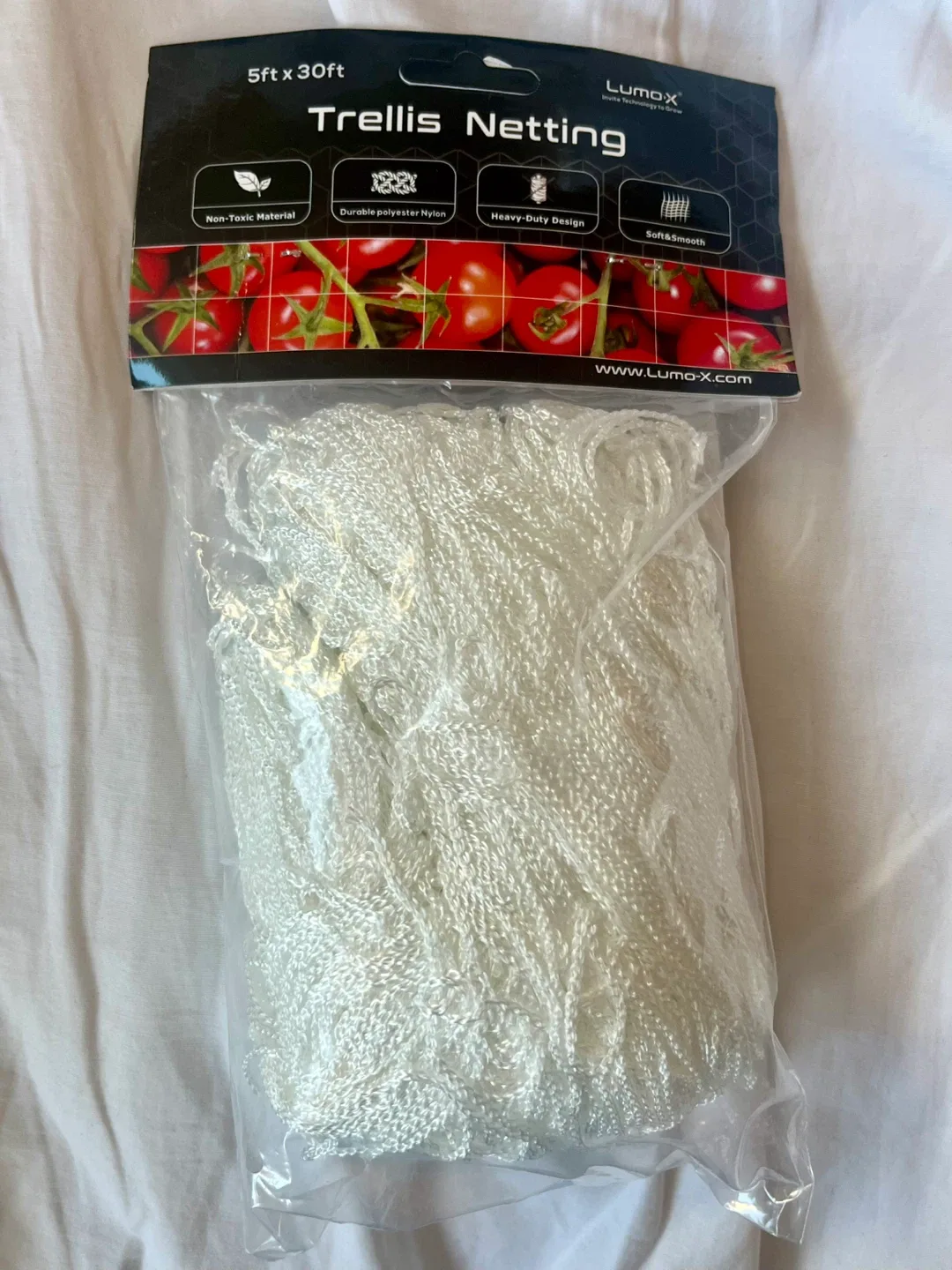 Lumo-X Trellis Netting, 5ft x 30ft, New thumbnail