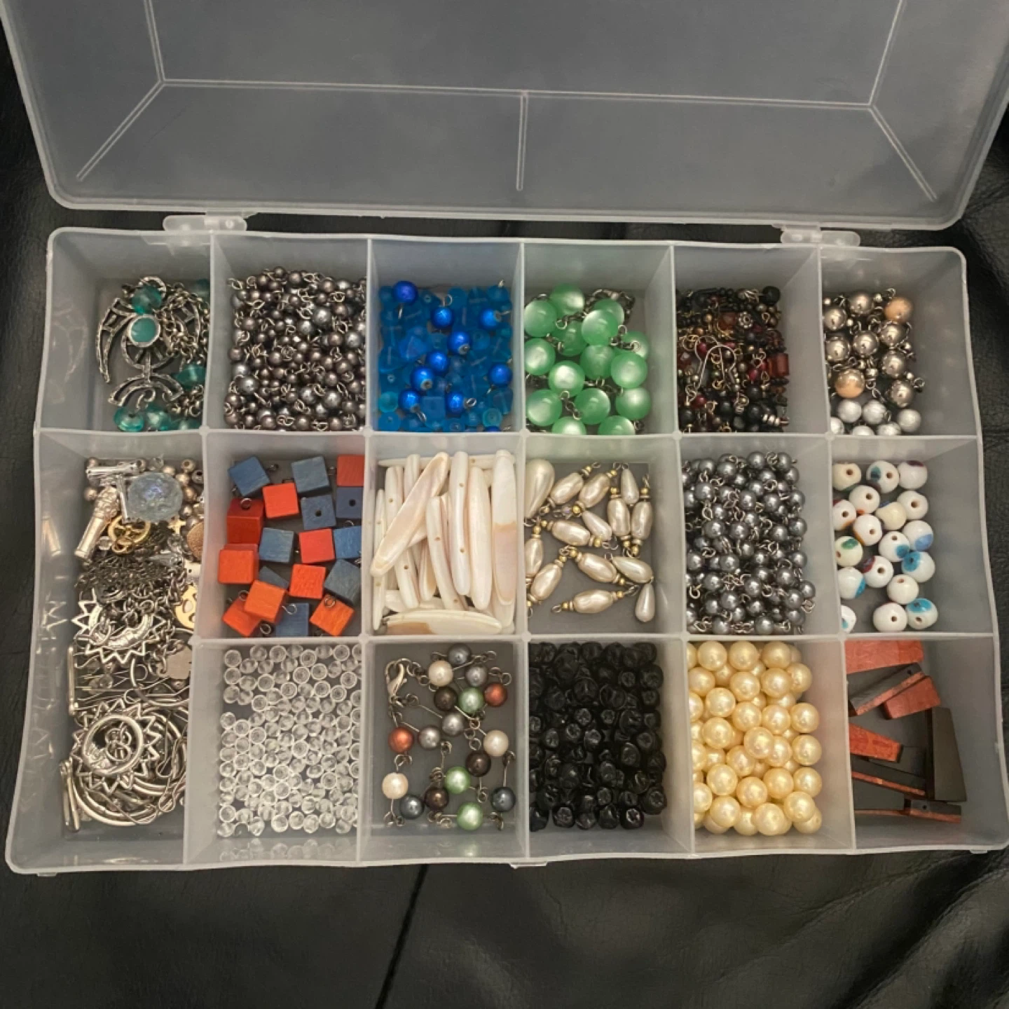 Beads and Jewellery Charms Box - photo 2
