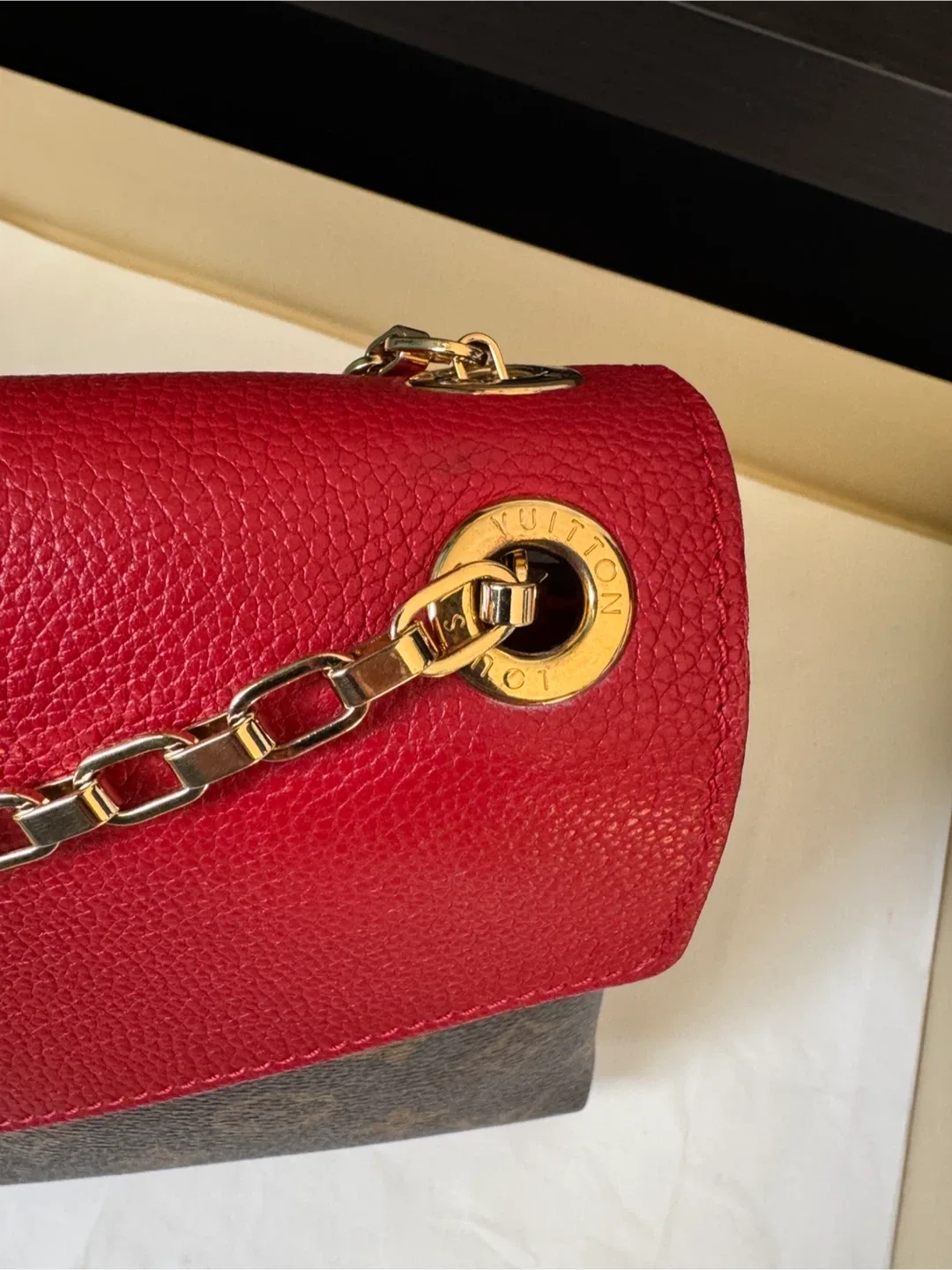 Louis Vuitton Pallas Chain  bag image indicator(5)