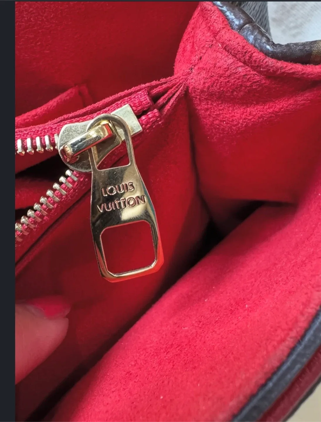 Louis Vuitton Pallas Chain  bag image indicator(9)