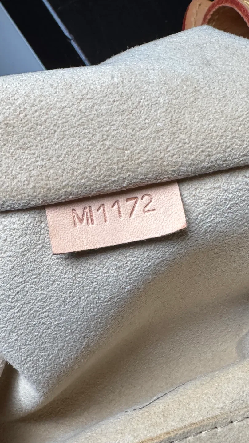 Louis Vuitton Monogram  Galleria pm   PM image indicator(4)