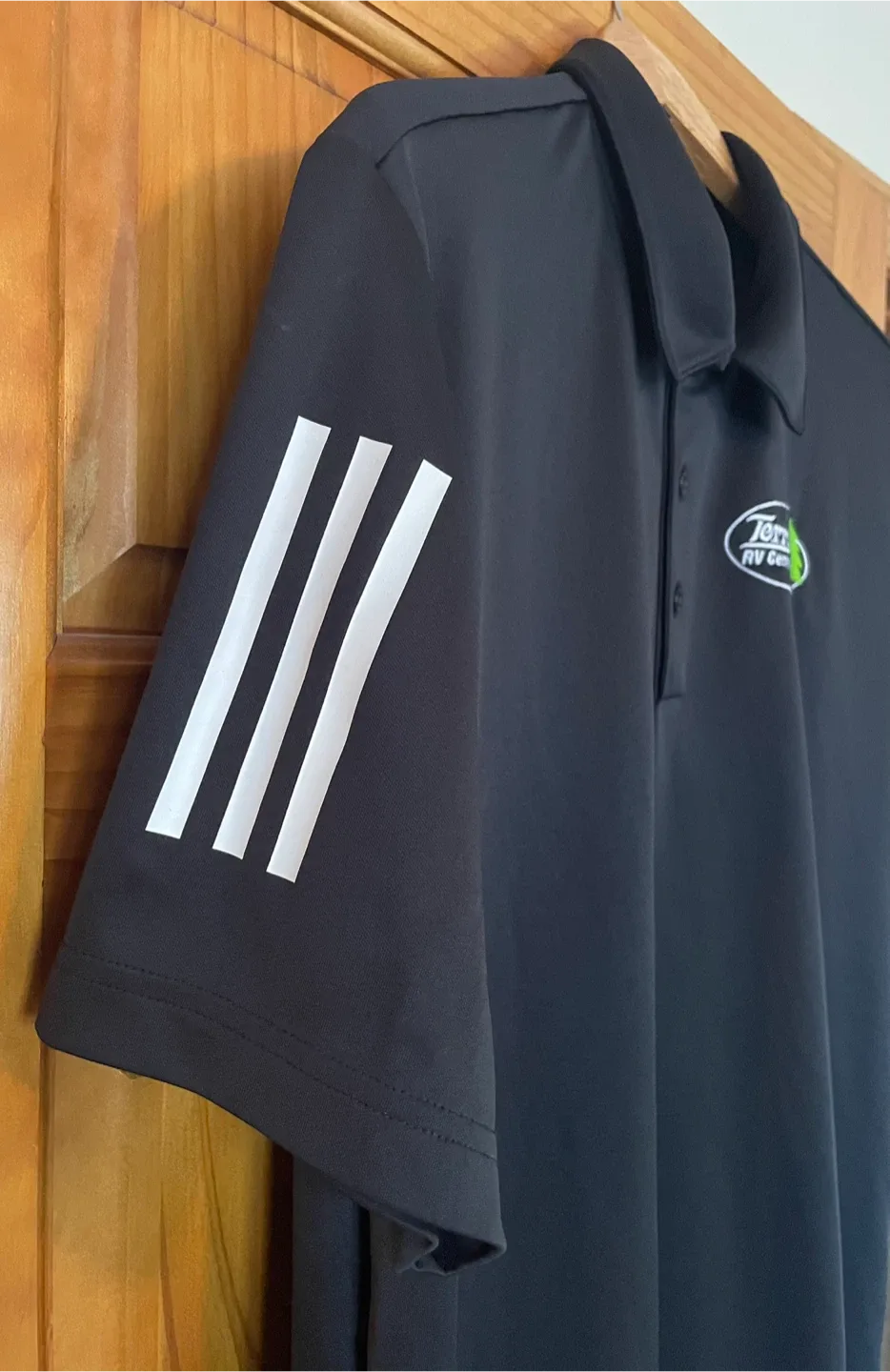 4 Adidas Black Golf Polo Shirt - Men’s Size Large. image indicator(3)
